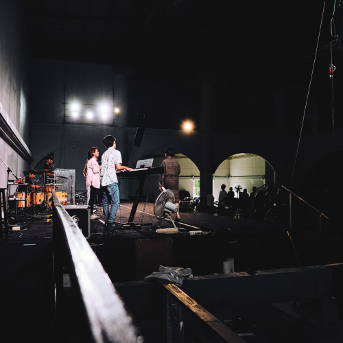 Gesang und Bandmix – Wie du dich im Sound durchsetzt, ohne zu schreien